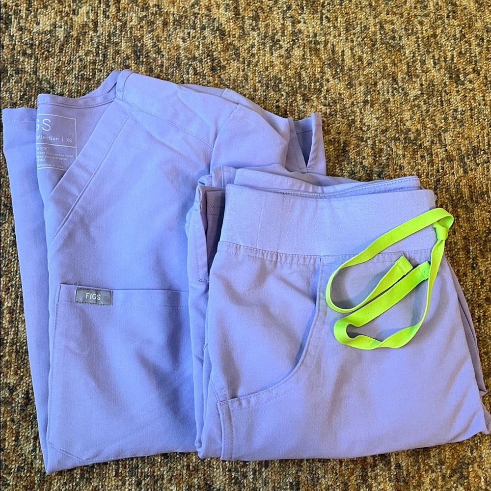 Figs Lavender dew Scrub Pants with Lime Drawstring
